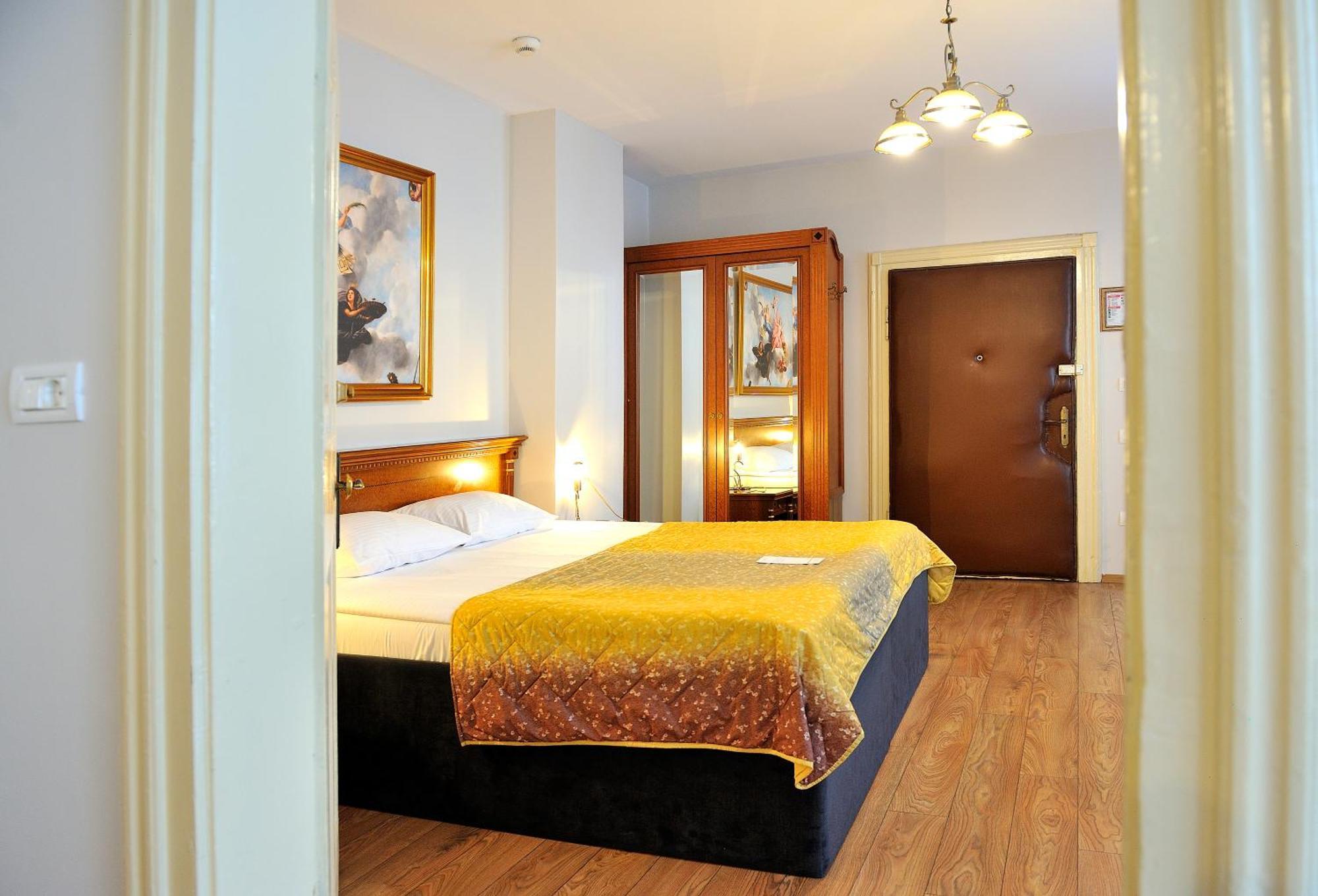 Safrano Palace Brasov Ngoại thất bức ảnh